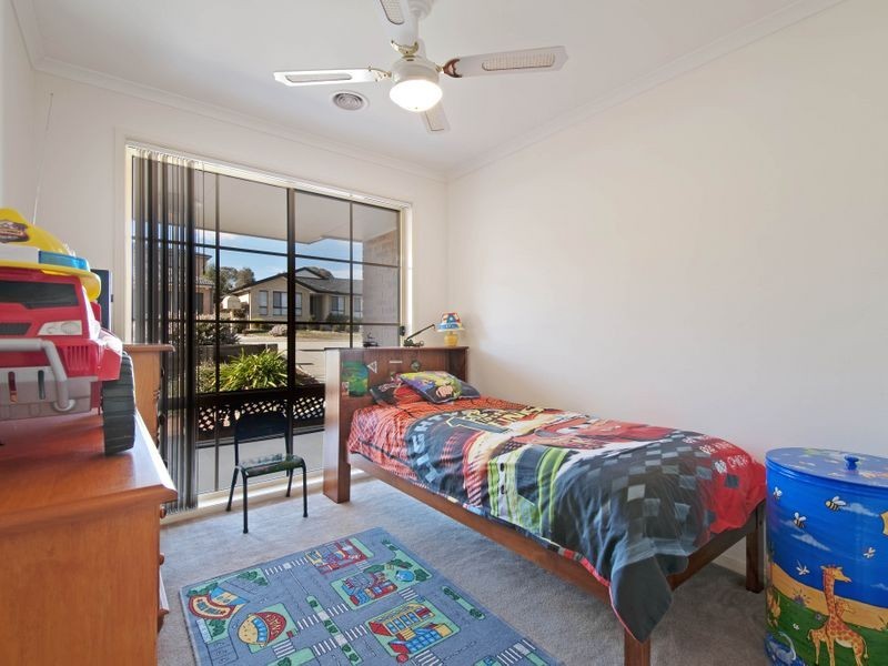 4 Polilight Street, Dunlop ACT 2615