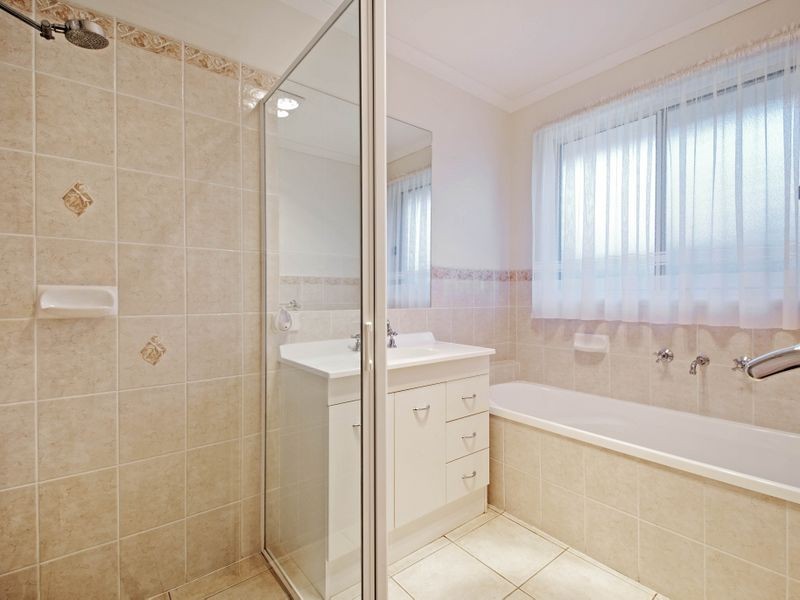 4 Polilight Street, Dunlop ACT 2615