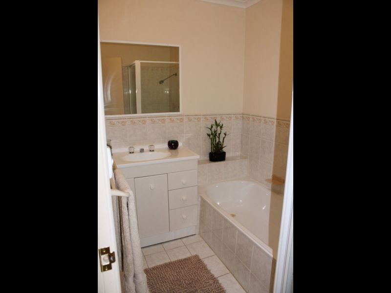 1 Gasking Close, Dunlop ACT 2615