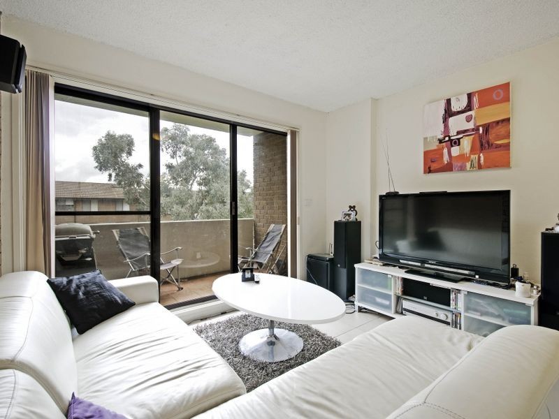 7/30 Springvale Drive, Hawker ACT 2614