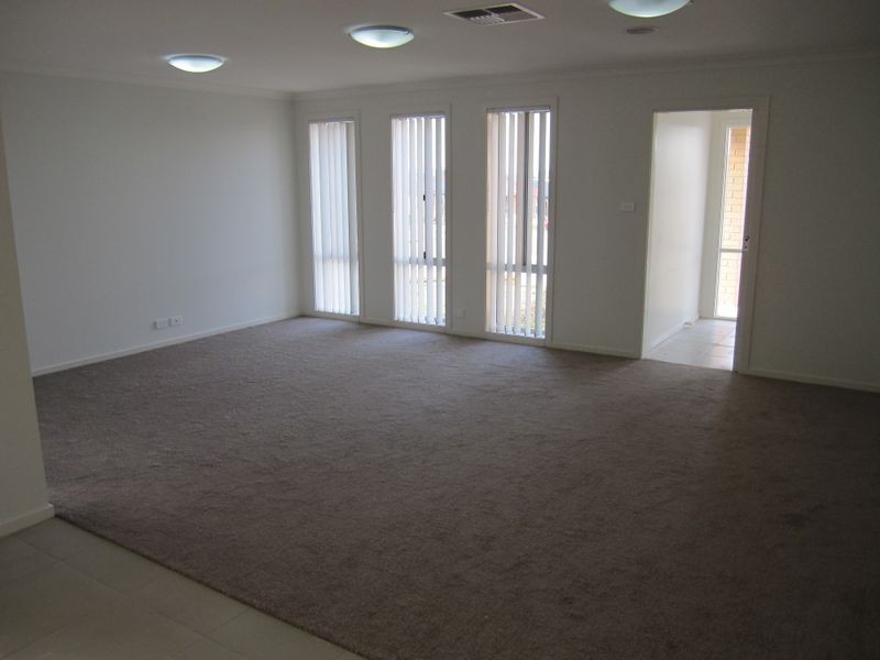 19 Salisbury Street, Casey ACT 2913