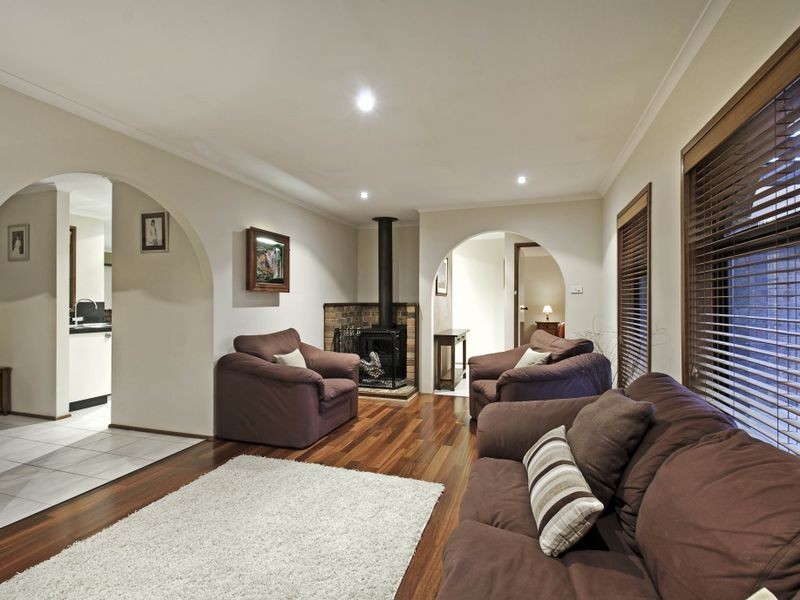 6 Markell Place, Latham ACT 2615