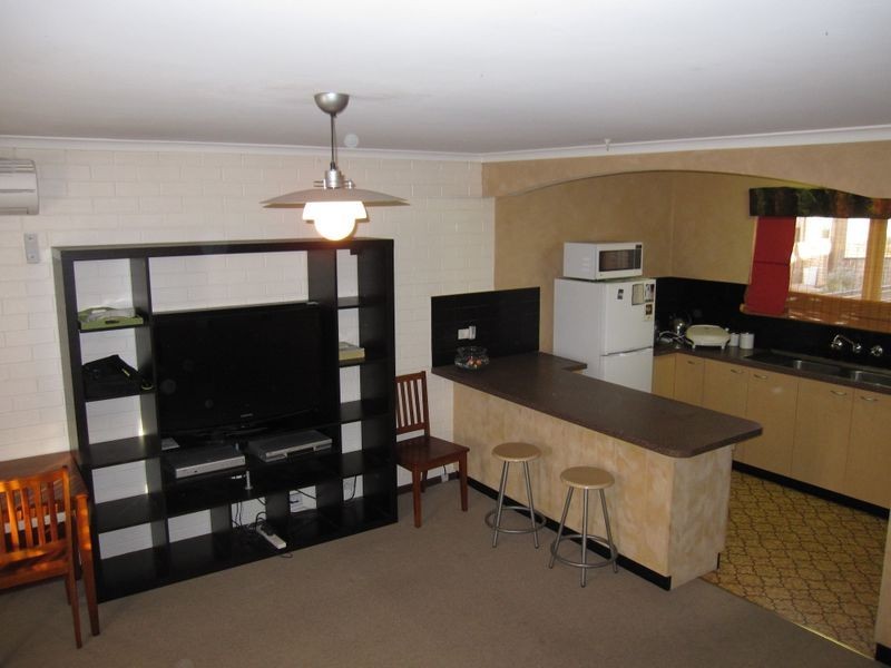 7/16 Broughton Place, Queanbeyan NSW 2620