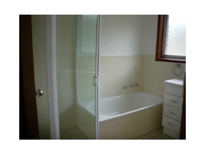 6 Barcoo Place, Kaleen ACT 2617