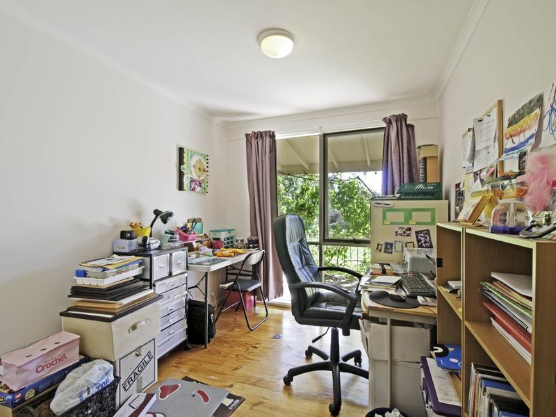 60 Summerland Circuit, Kambah ACT 2902