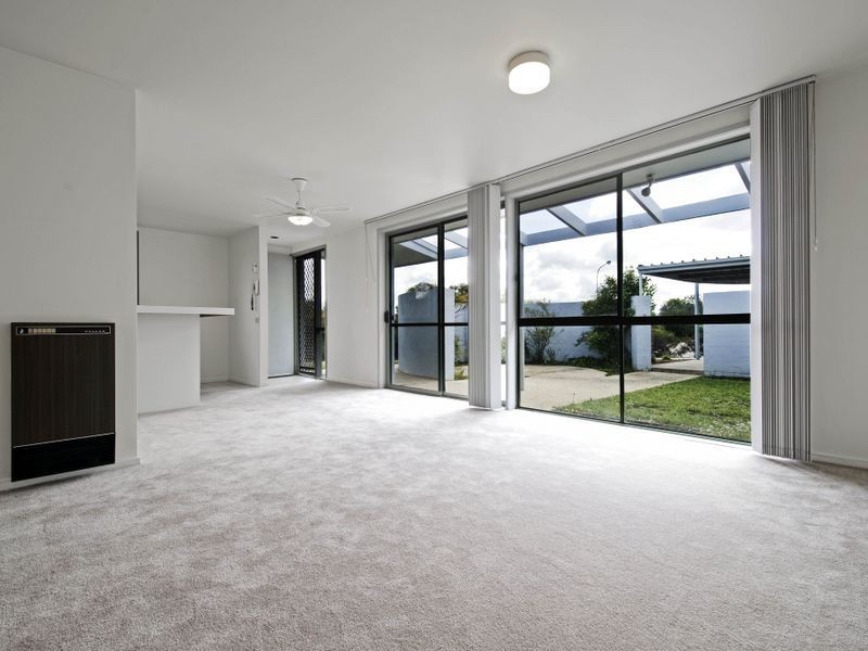 1/4 Stroud Place, Florey ACT 2615