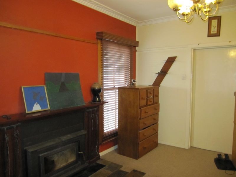 11 Killard Street, Queanbeyan NSW 2620