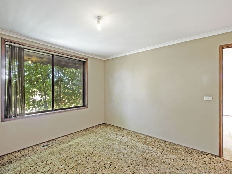 17 Macintyre Place, Charnwood ACT 2615