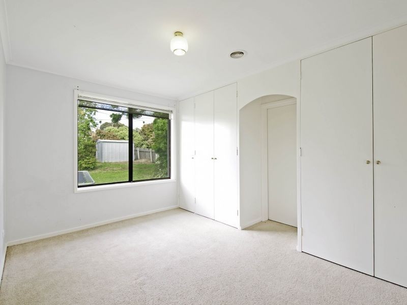 14 Clement Place, Macgregor ACT 2615