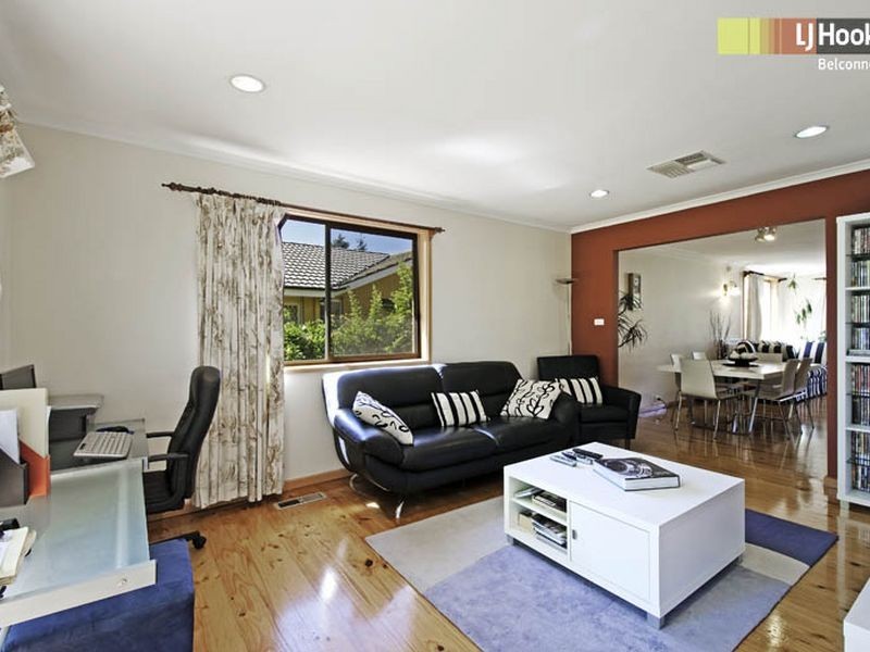 26 Mawson Drive, Mawson ACT 2607