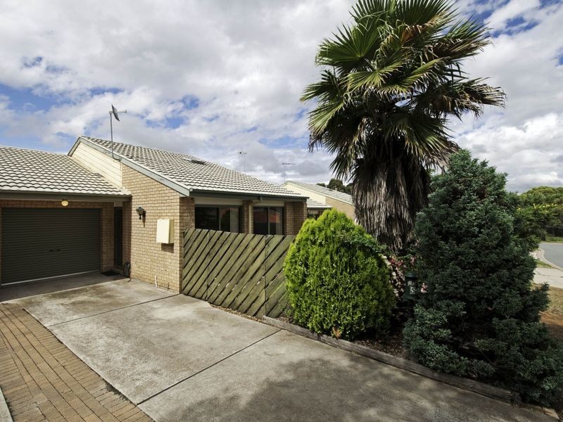 5 Charvin Court, Melba ACT 2615