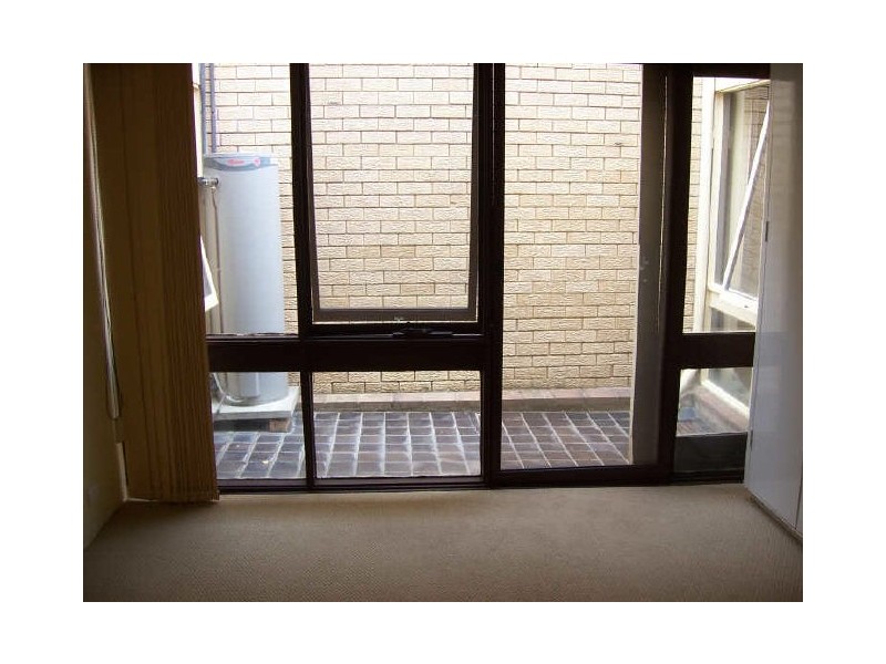 17 Southwell Street, Weetangera ACT 2614