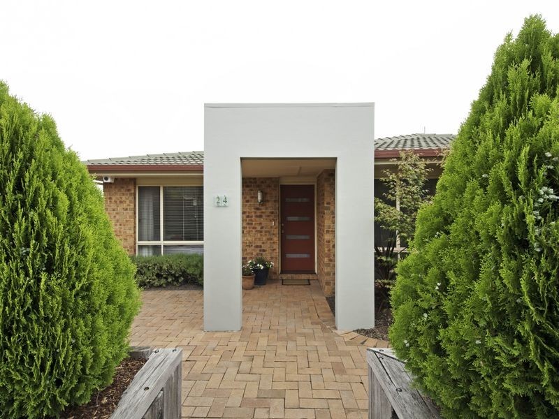 24 Russell Drysdale Crescent, Conder ACT 2906
