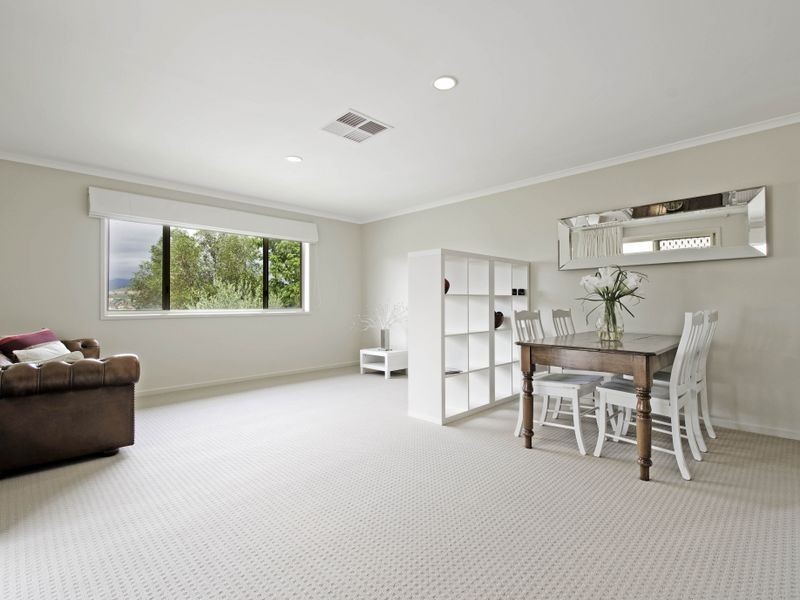 24 Russell Drysdale Crescent, Conder ACT 2906