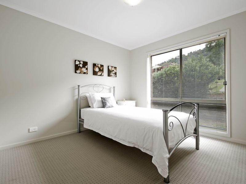 24 Russell Drysdale Crescent, Conder ACT 2906