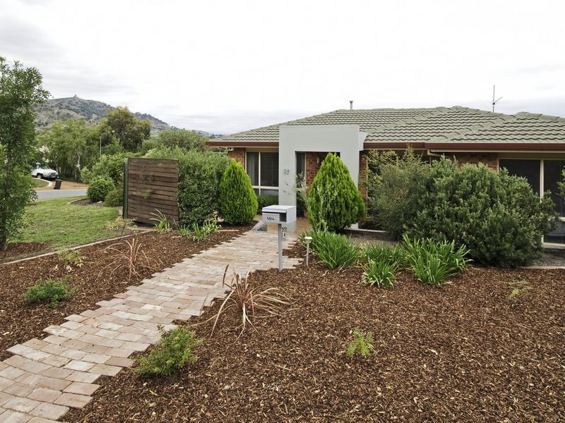 24 Russell Drysdale Crescent, Conder ACT 2906