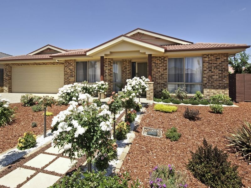 10 Ningaloo Street, Harrison ACT 2914