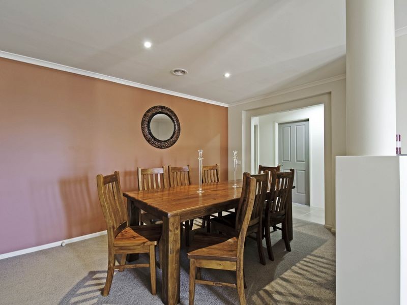 10 Ningaloo Street, Harrison ACT 2914