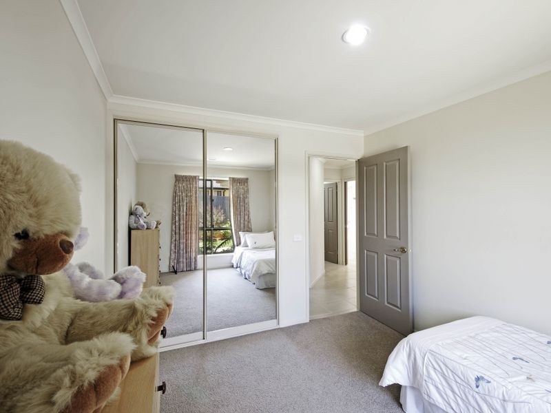 10 Ningaloo Street, Harrison ACT 2914