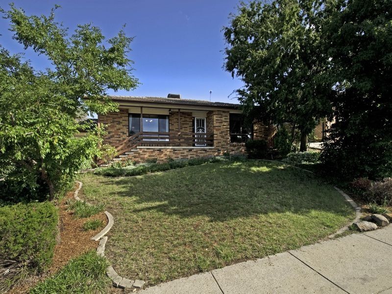 48 Casey Crescent, Calwell ACT 2905