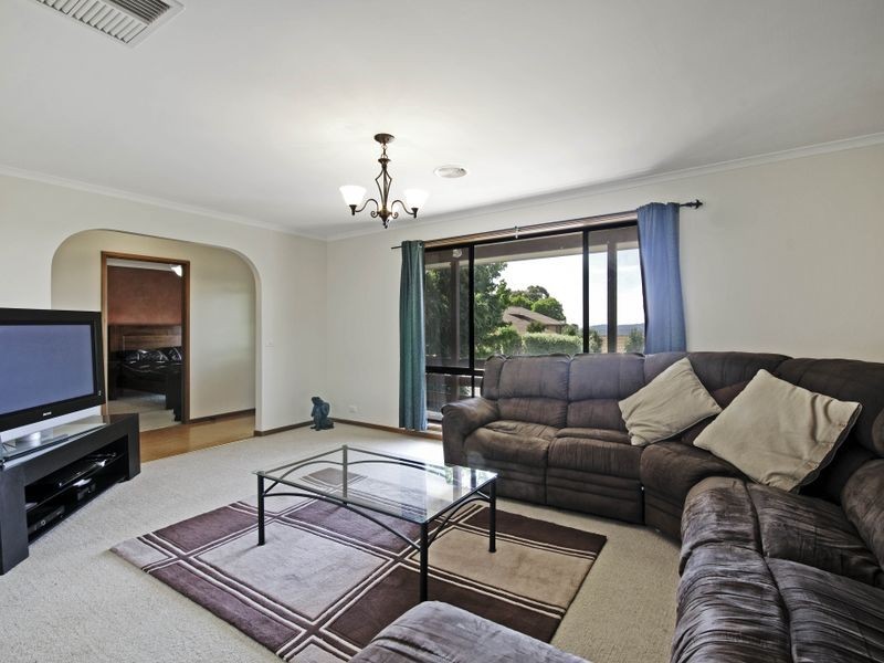48 Casey Crescent, Calwell ACT 2905