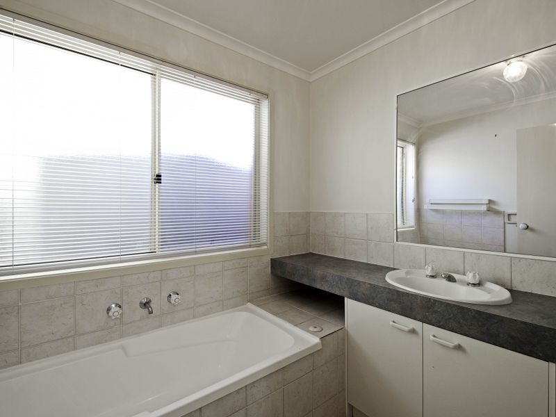 39 Paul Coe Crescent, Ngunnawal ACT 2913