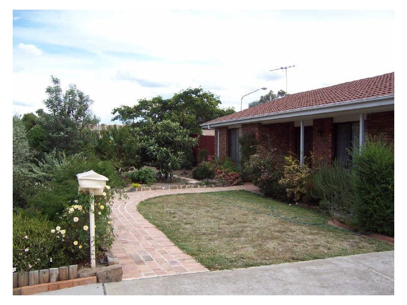 1 Twelvetrees Crescent, Florey ACT 2615