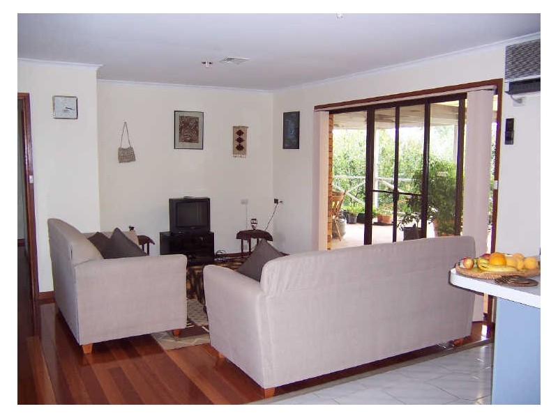 1 Twelvetrees Crescent, Florey ACT 2615