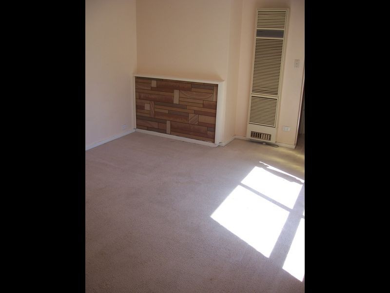 18 Biffin Street, Cook ACT 2614