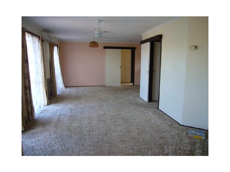 5 Tiegs Place, Florey ACT 2615