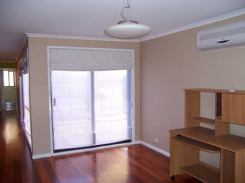 13 Burge Close, Holt ACT 2615