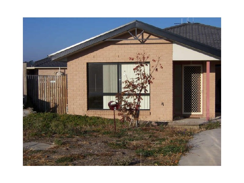 4 Notepad Place, Dunlop ACT 2615