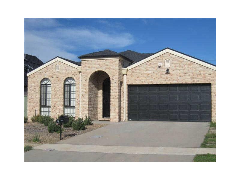 7 Bega Place, Narrabundah ACT 2604