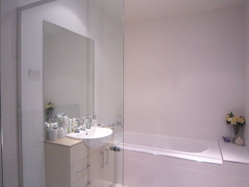 83/121 “Lincoln”, Thynne Street, Bruce ACT 2617