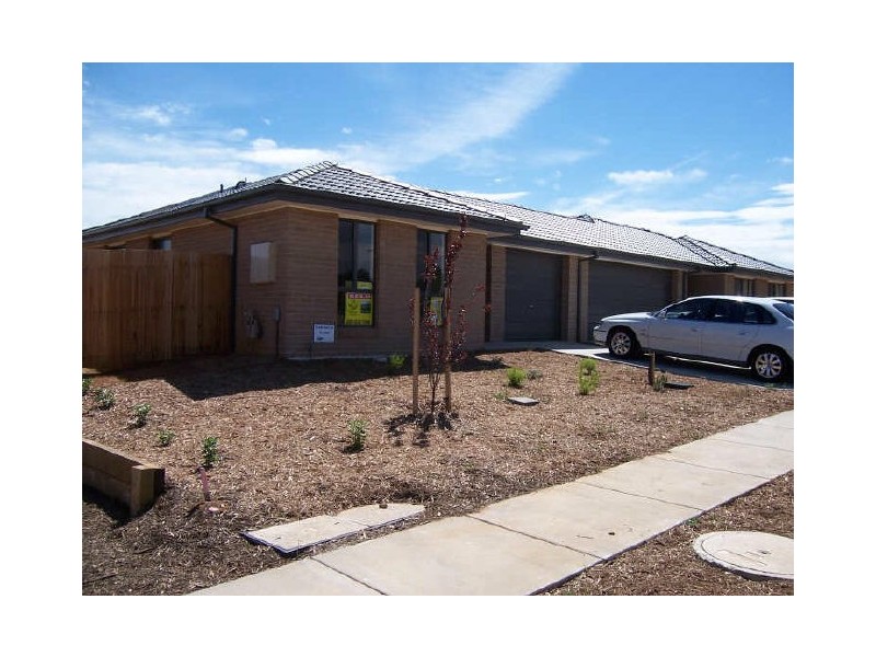 4 Eccles Circuit, Macgregor ACT 2615
