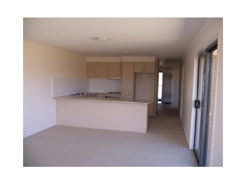 4 Eccles Circuit, Macgregor ACT 2615