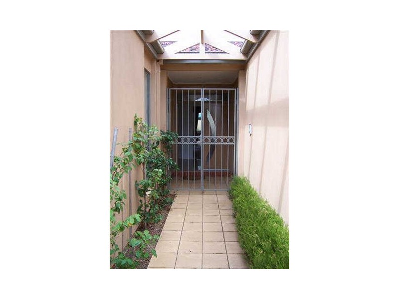 43 Mary Kitson Avenue, Watson ACT 2602