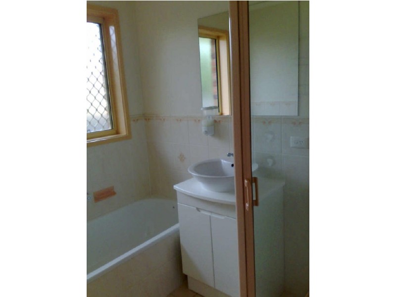 49 Thornhill Cres, Dunlop ACT 2615