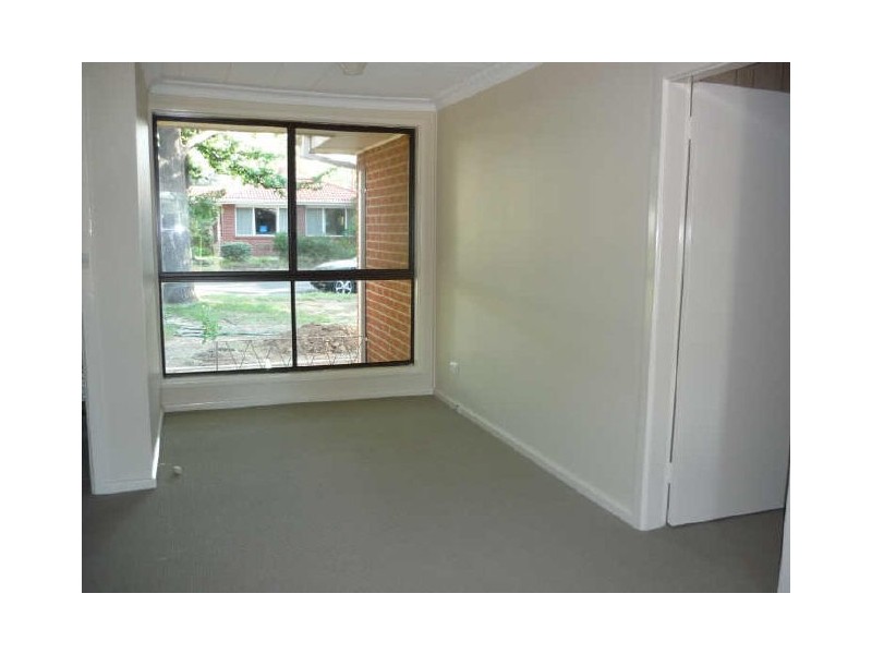 8 Dickinson Street, Watson ACT 2602