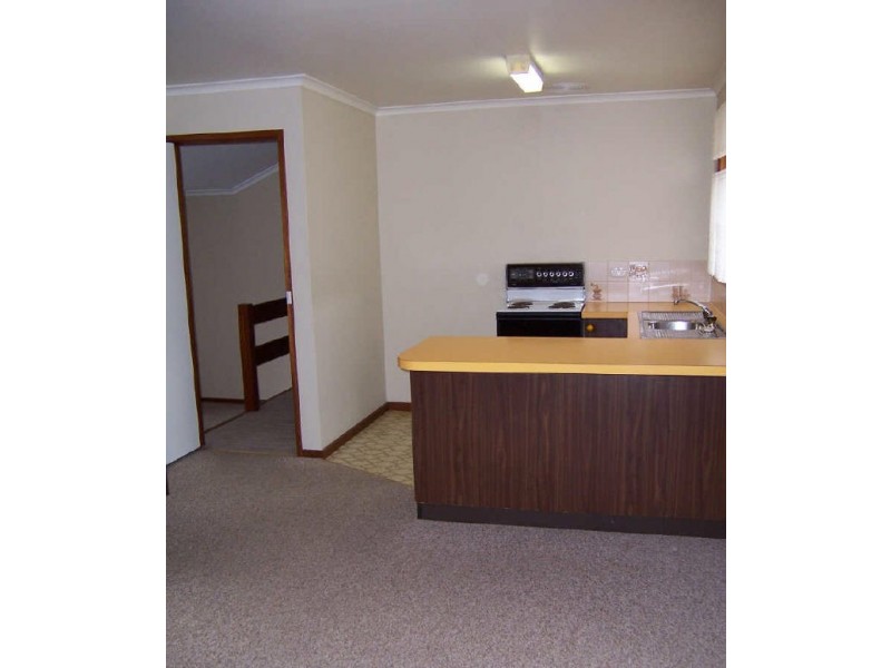 17/31 Moyes Crescent, Holt ACT 2615