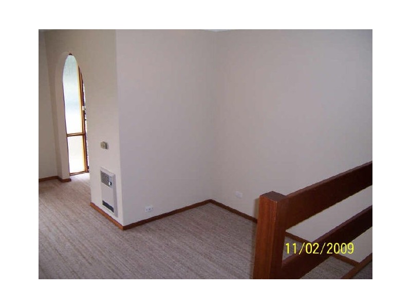 17/31 Moyes Crescent, Holt ACT 2615