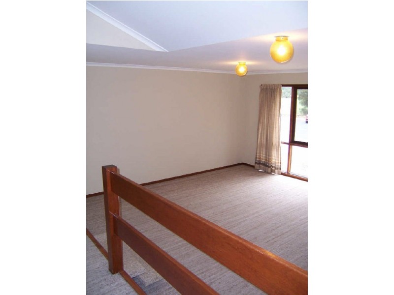 17/31 Moyes Crescent, Holt ACT 2615