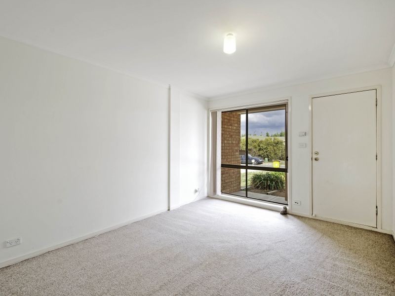 6 Yuranigh Court, Ngunnawal ACT 2913