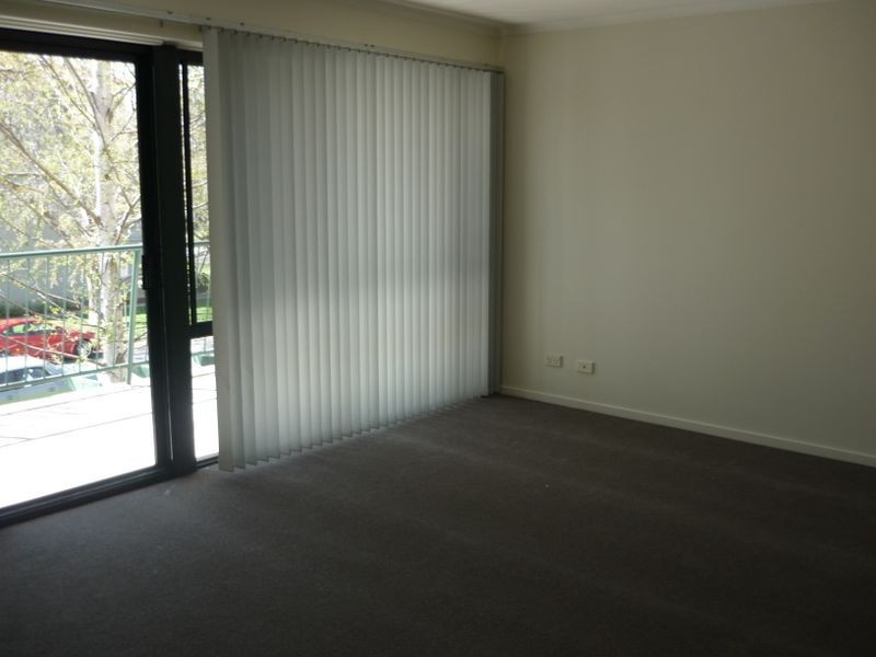 9/10 Ovens Street, Griffith ACT 2603