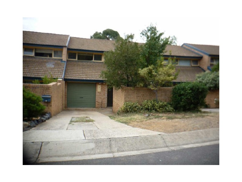 8 Cabena Court, Belconnen ACT 2617