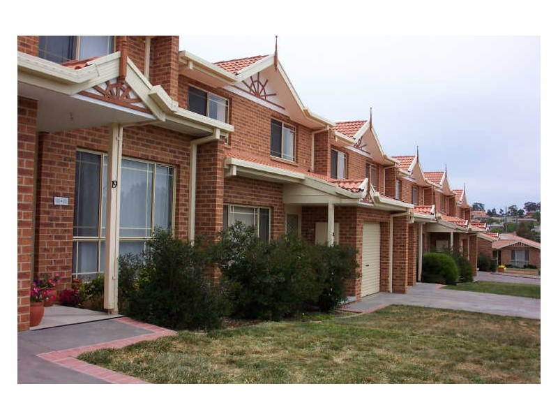 17 Lanley Square, Ngunnawal ACT 2913