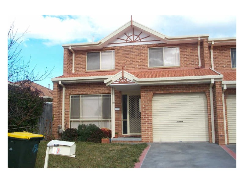 17 Lanley Square, Ngunnawal ACT 2913