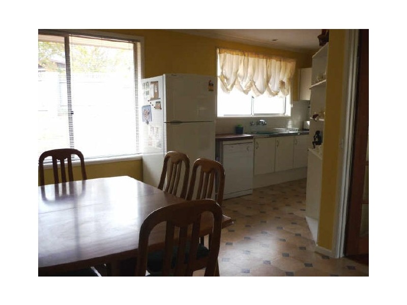 28 Dolling Cres, Flynn ACT 2615