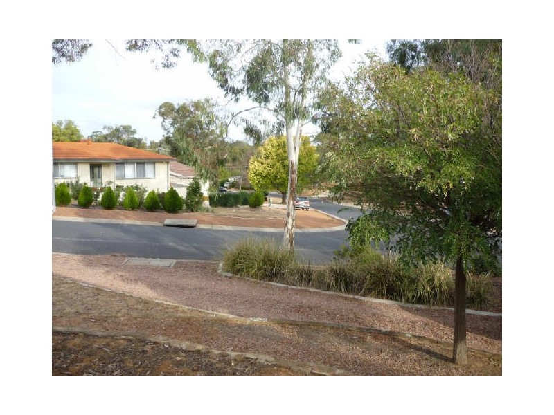 28 Dolling Cres, Flynn ACT 2615
