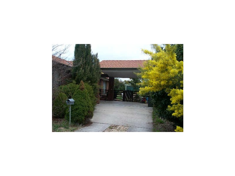 34 Lightfoot Crescent, Florey ACT 2615